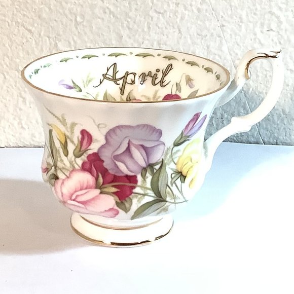 Royal Albert Bone China APRIL Sweet Pea Tea Cup